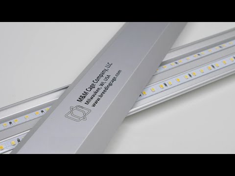 Load and play video in Gallery viewer, EZ PetLight with ChewGuard Full Spectrum LED For Hook Billed Birds - 18" / 24"