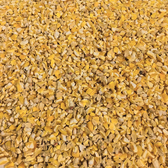 Conestogo Cracked Corn Wild Bird Feed - 4 kg