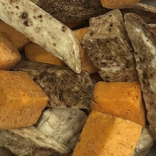 Freeze-Dried Pup Poutine Dog Treats
