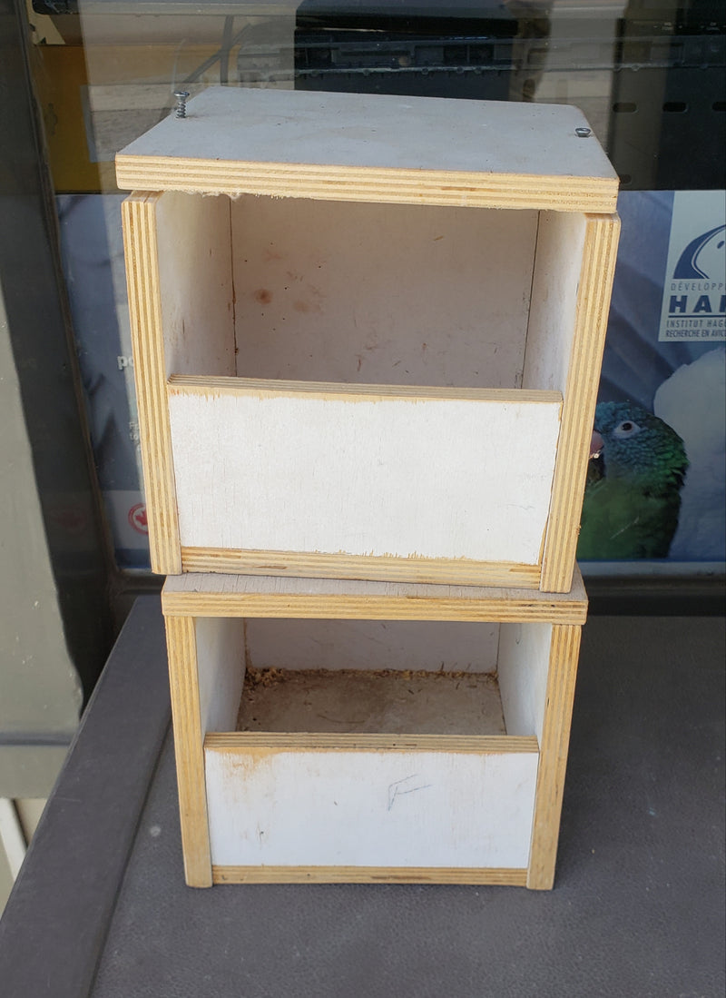 Used Finch Nesting Boxes