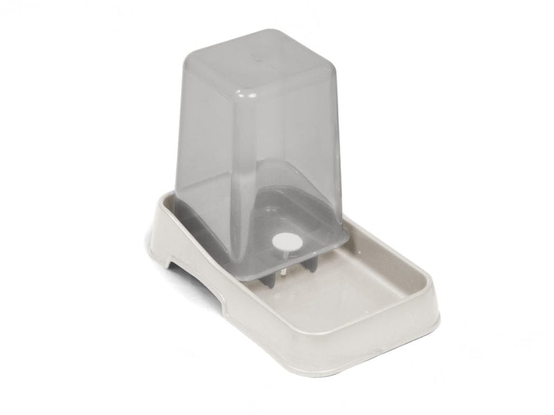 Van Ness Gravity Waterer

